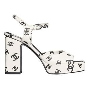 Chanel 22S White Black Lambskin CC Logo Platform Strap Block Heel Sandal 41.5